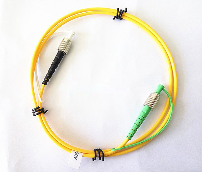 405nm 460nm 630nm 780nm 850nm 980nm 1064nm 3mm PM Fiber Patch Cord FC/APC-FC/UPC - Click Image to Close